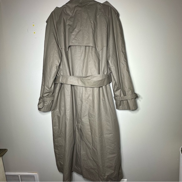 Stafford Executive Tan Trench Coat/Jacket with inner burgundy. Men’s size 42 Reg - Picture 6 of 16